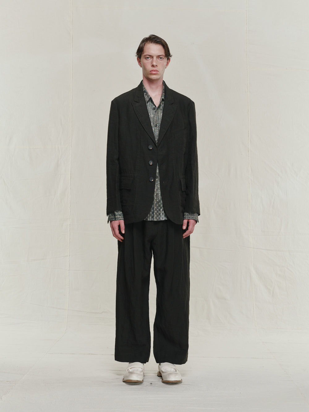 Puppytooth Three Button Linen Blazer