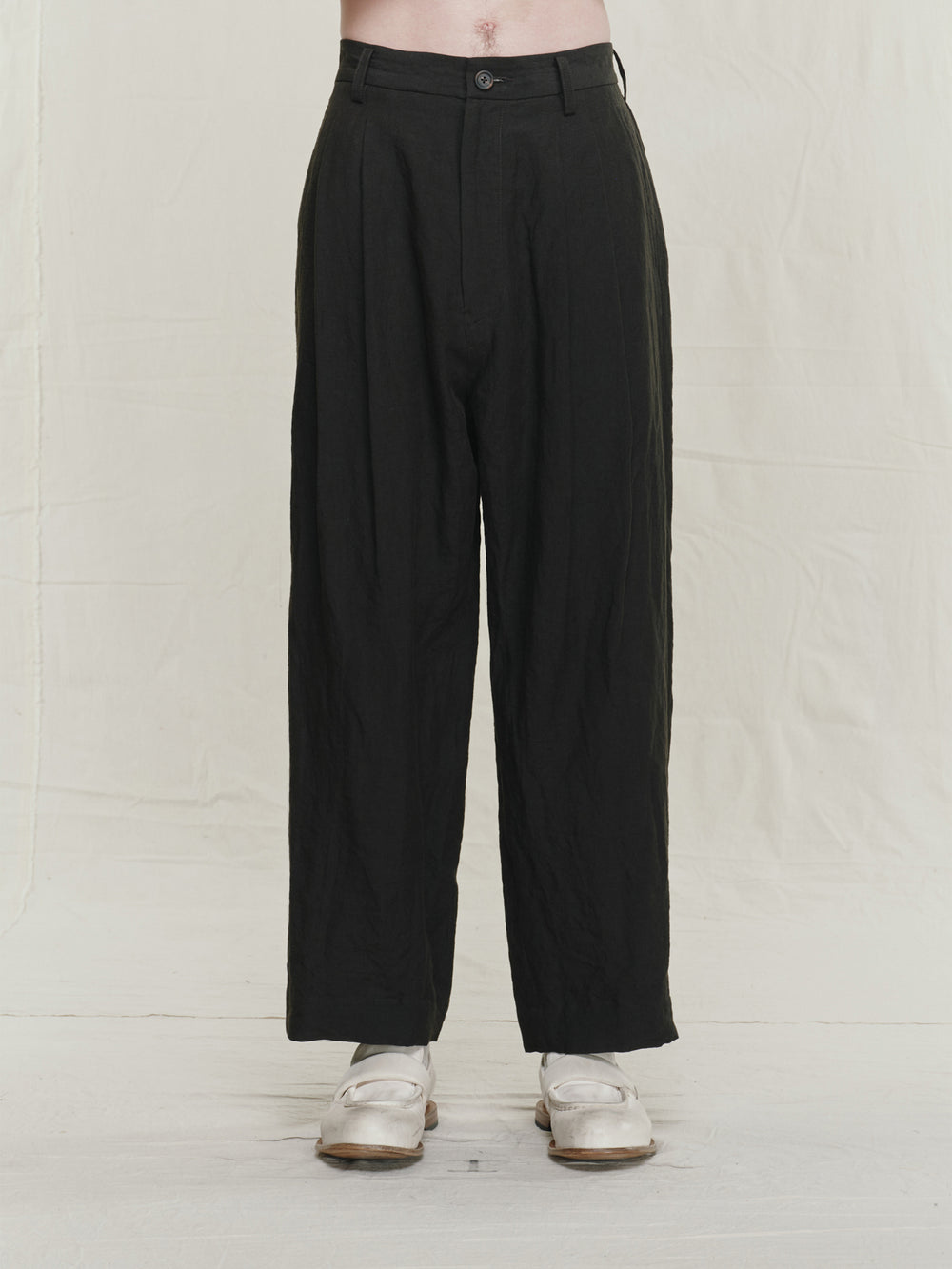 Pleated Puppytooth Tapered Trousers