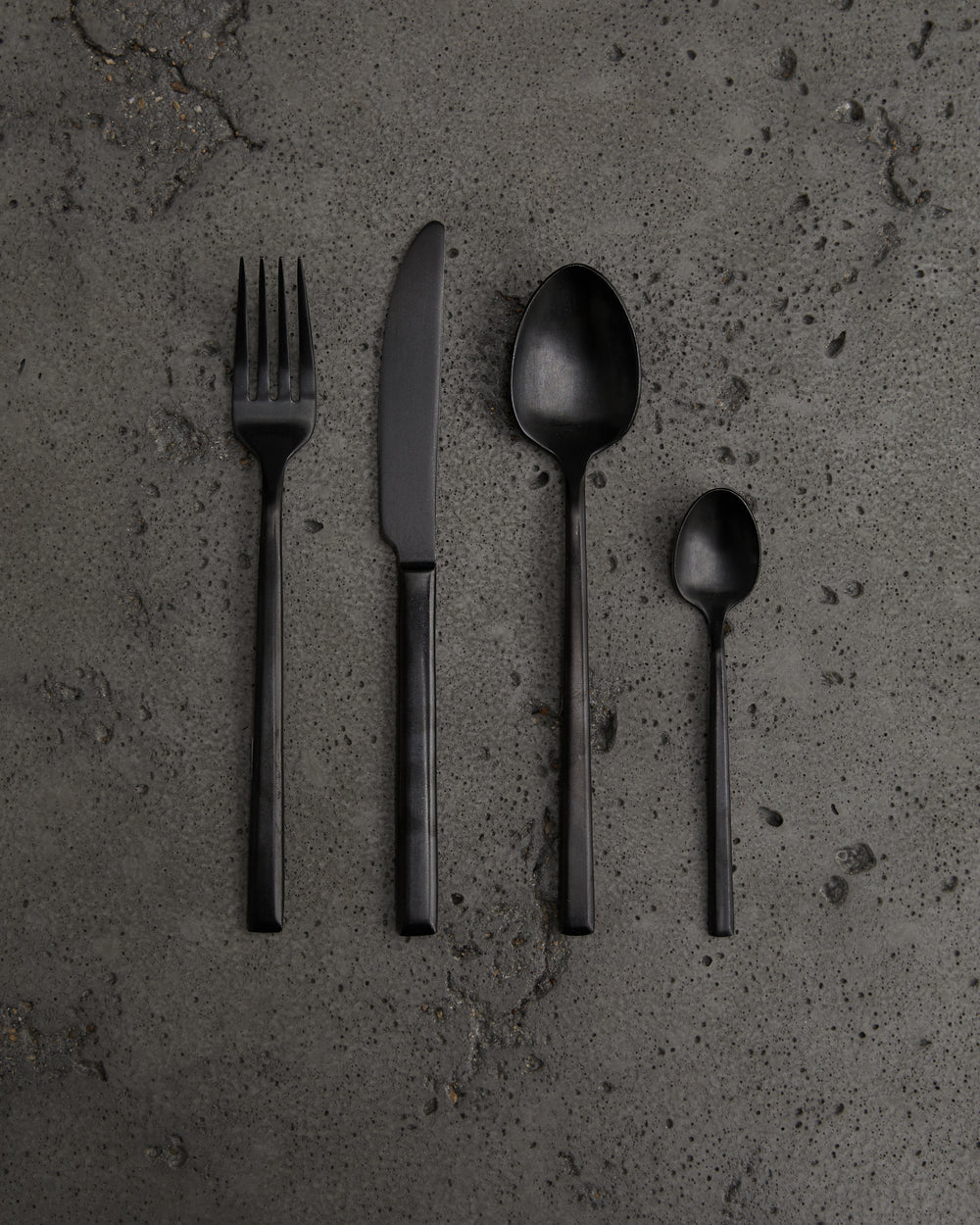 Pure Cutlery Table Knife in Stonewashed Black