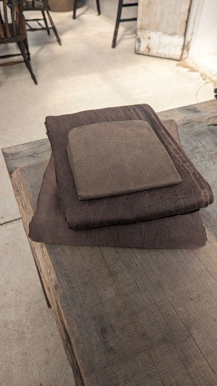 009 Heritage Sheets Pillow Slip Chocolate