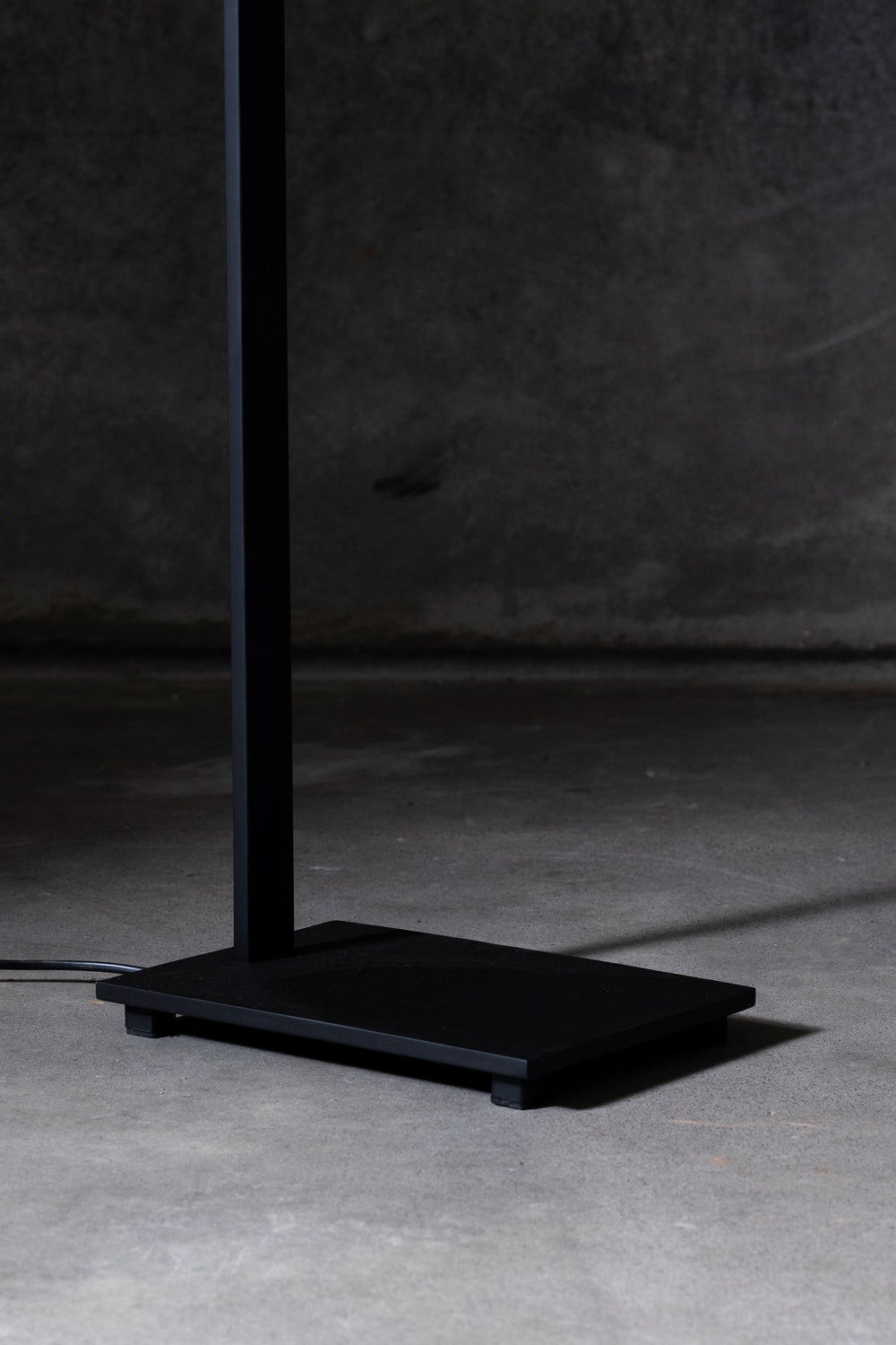 Piana Floor Lamp Matte Black Dimmable