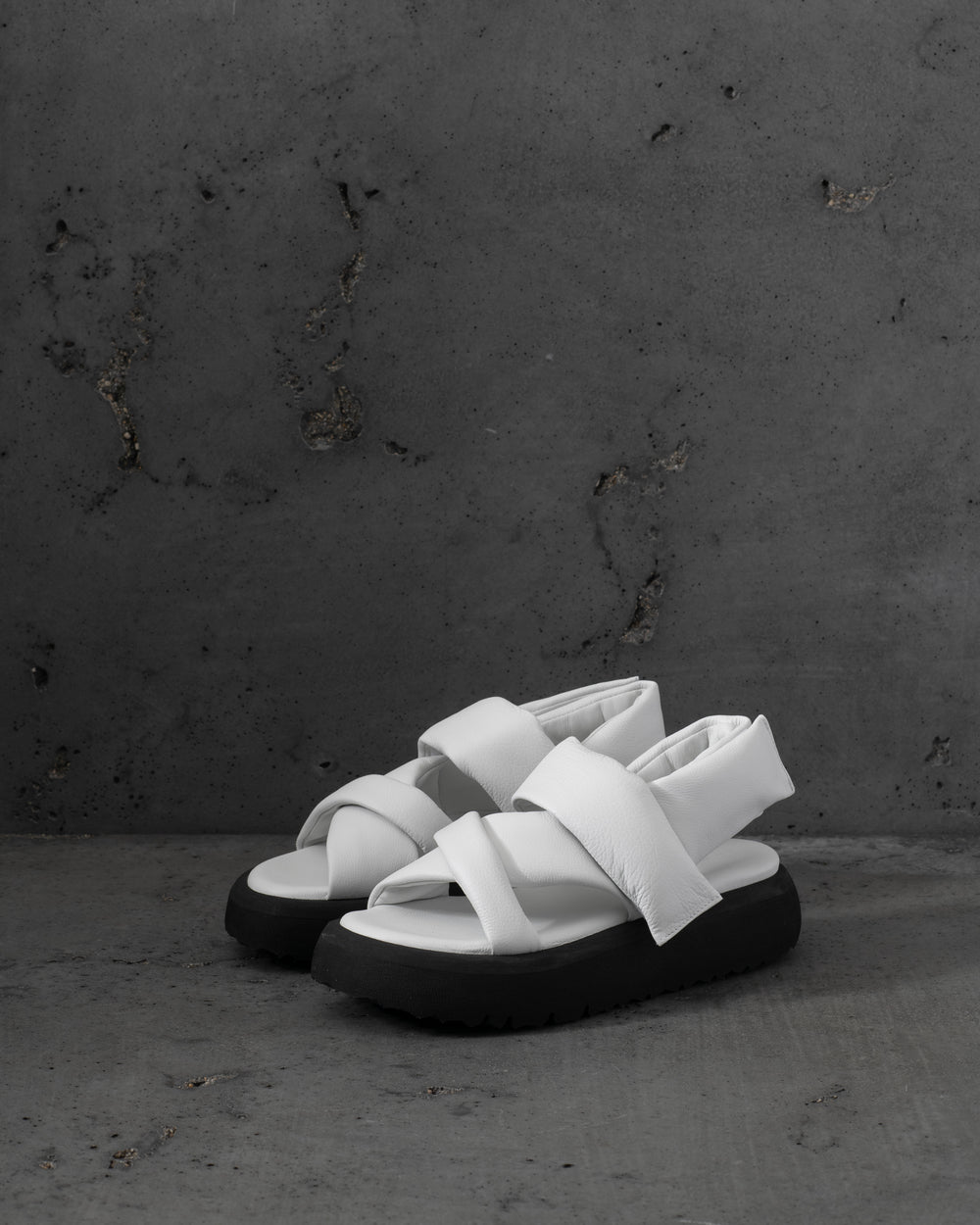 Slow Motion Bombato Calf Soft Matte White