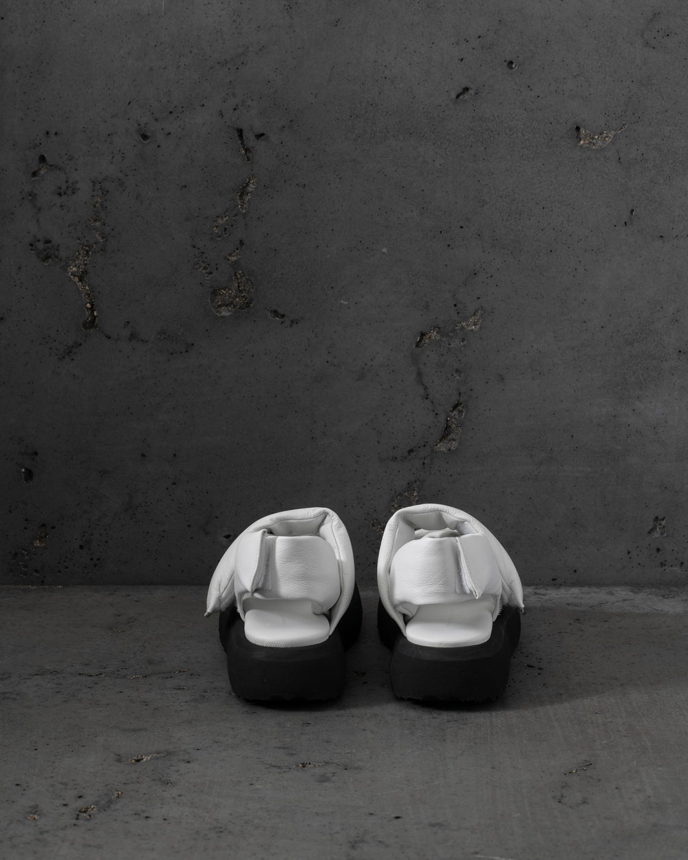 Slow Motion Bombato Calf Soft Matte White