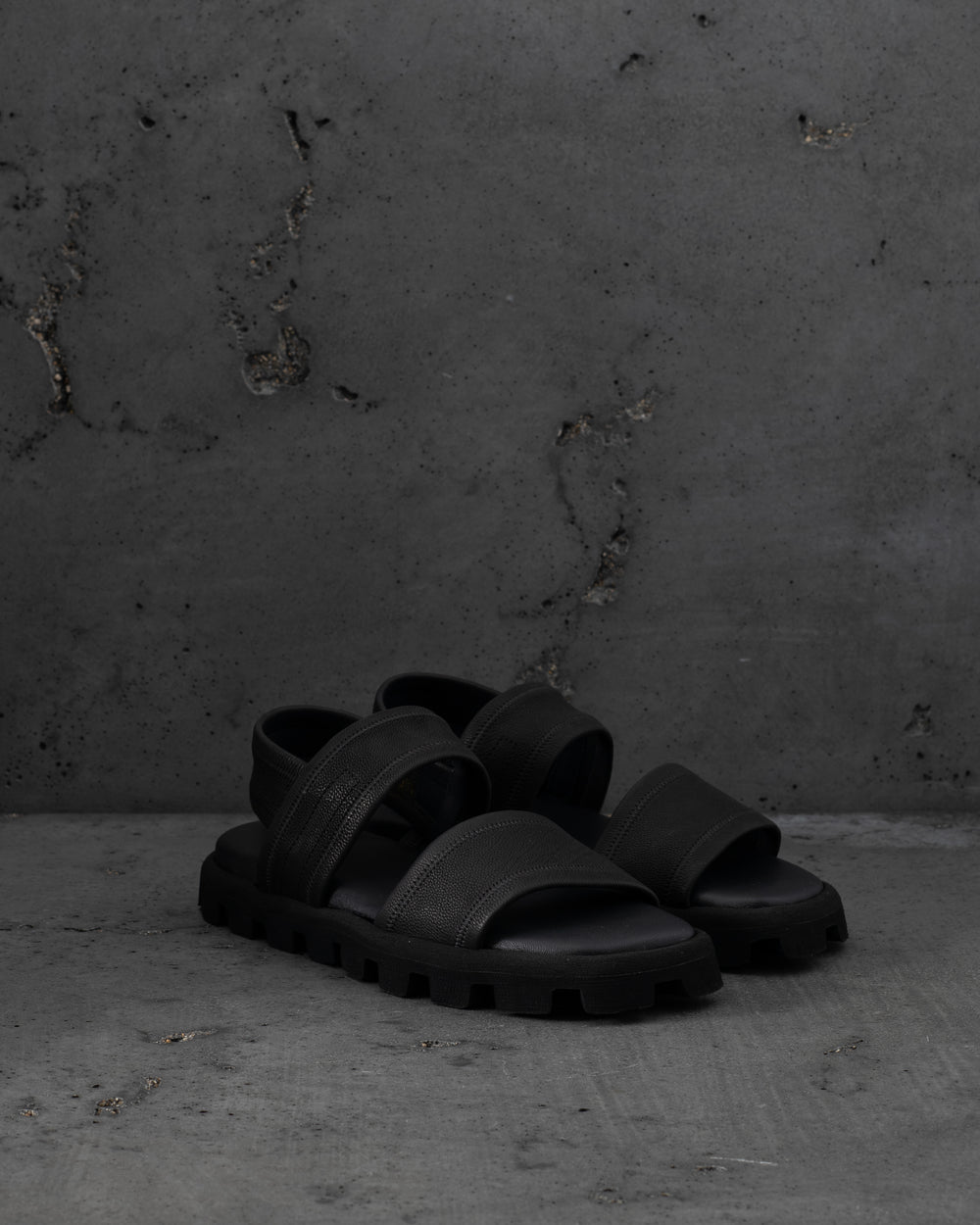 Undertone Calf Stretch Black