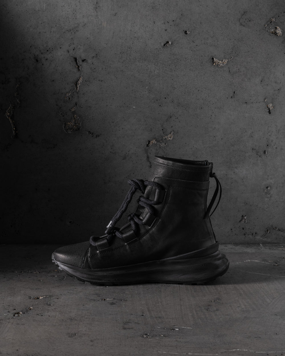 Mens Double Feature Calf Stretch Leather Sneakers Black (2114)