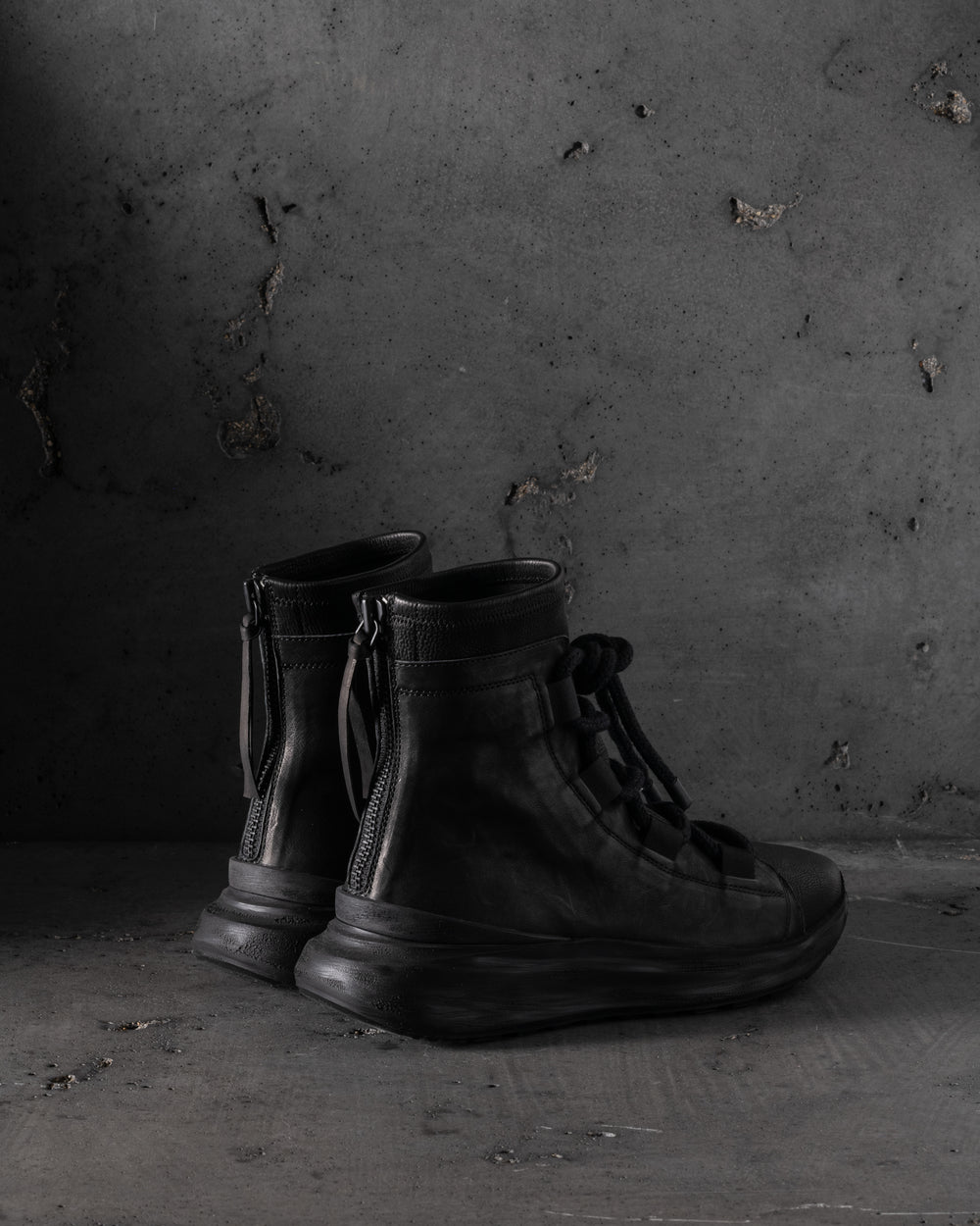 Mens Double Feature Calf Stretch Leather Sneakers Black (2114)