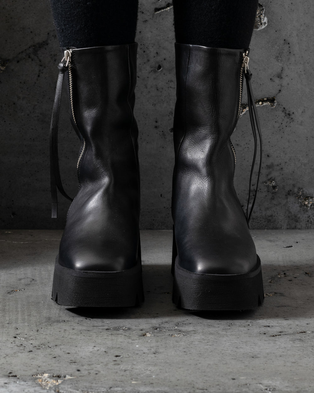 Womens A List Boots with Side Zips Calf Santiago Black