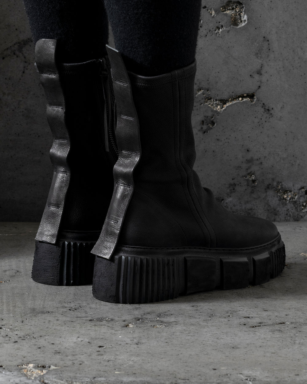 Womens Side Zip Boots Stretch Calf Black