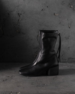 Womens No Drama Boots with Heels Calf Santiago Black