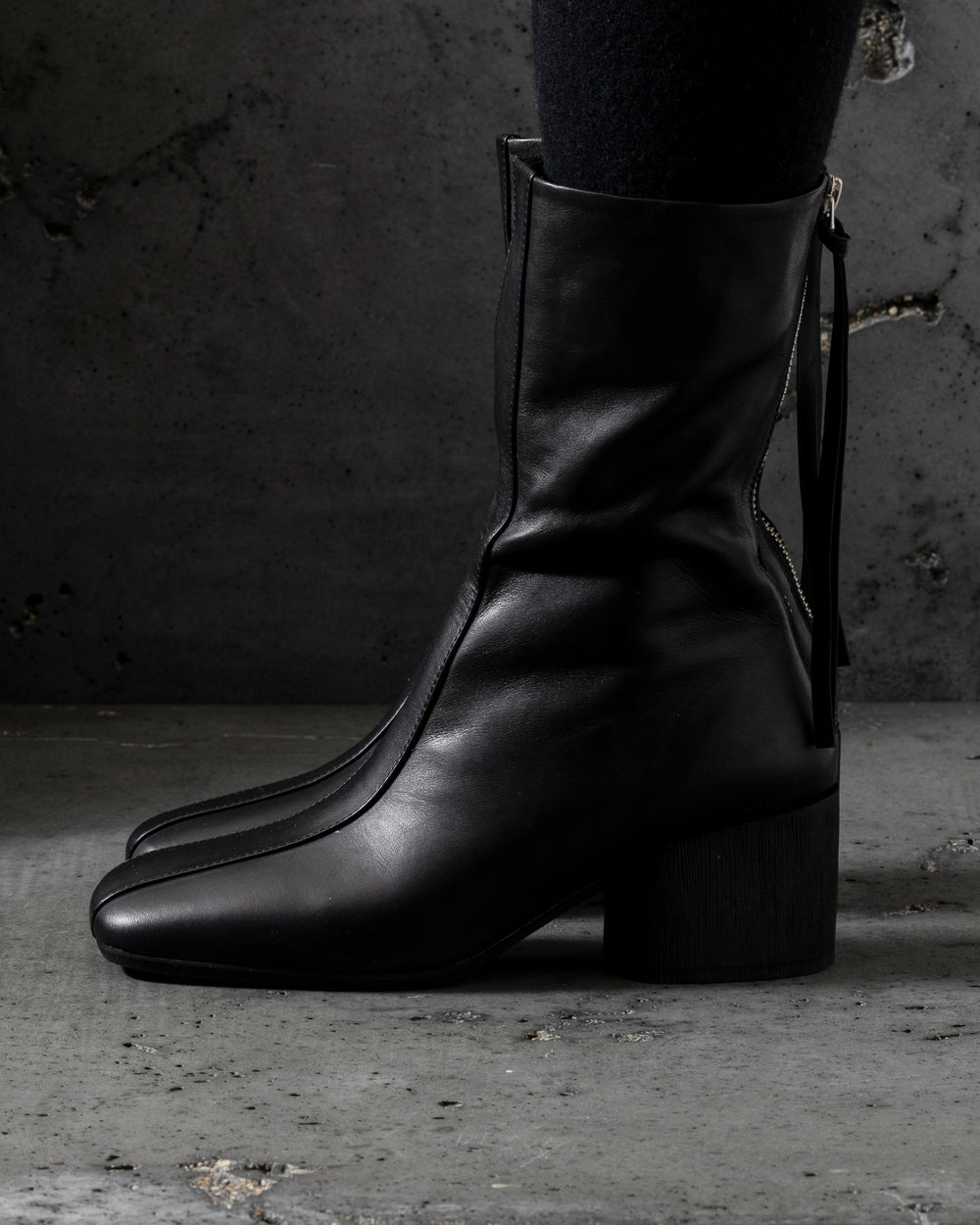 Womens No Drama Boots with Heels Calf Santiago Black