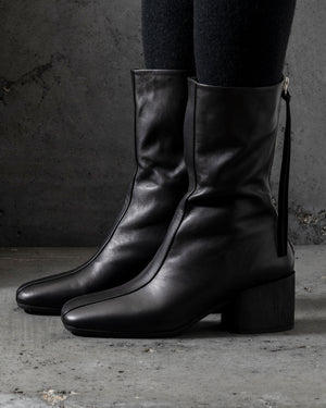 Womens No Drama Boots with Heels Calf Santiago Black