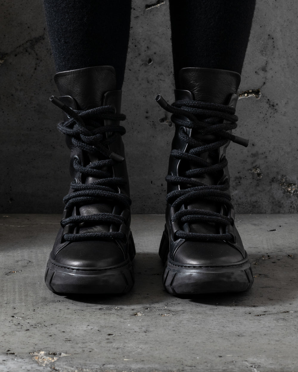 Womens Potential Calf Santiago Black