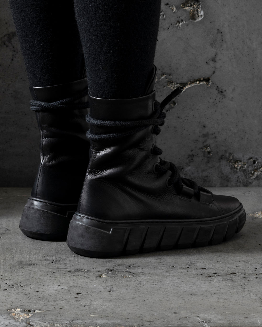 Womens Potential Calf Santiago Black