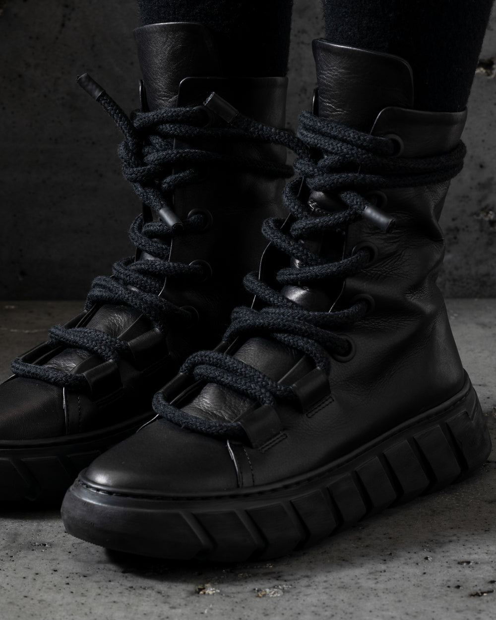 Womens Potential Calf Santiago Black