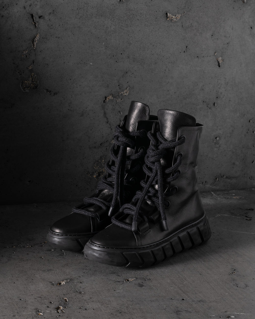 Womens Potential Calf Santiago Black