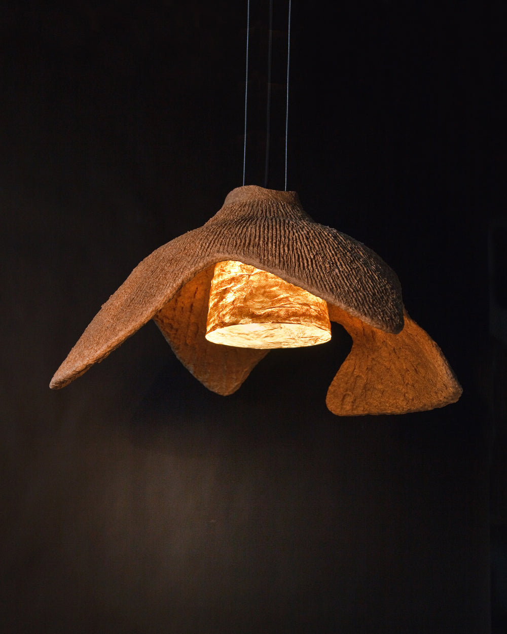 Pyalyostak Pendant Lamp