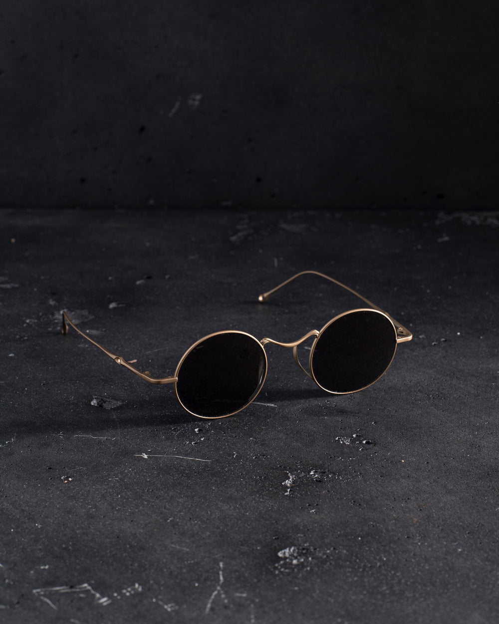 RG00UW14 - Antique Gold w/ Dk Grey Lens