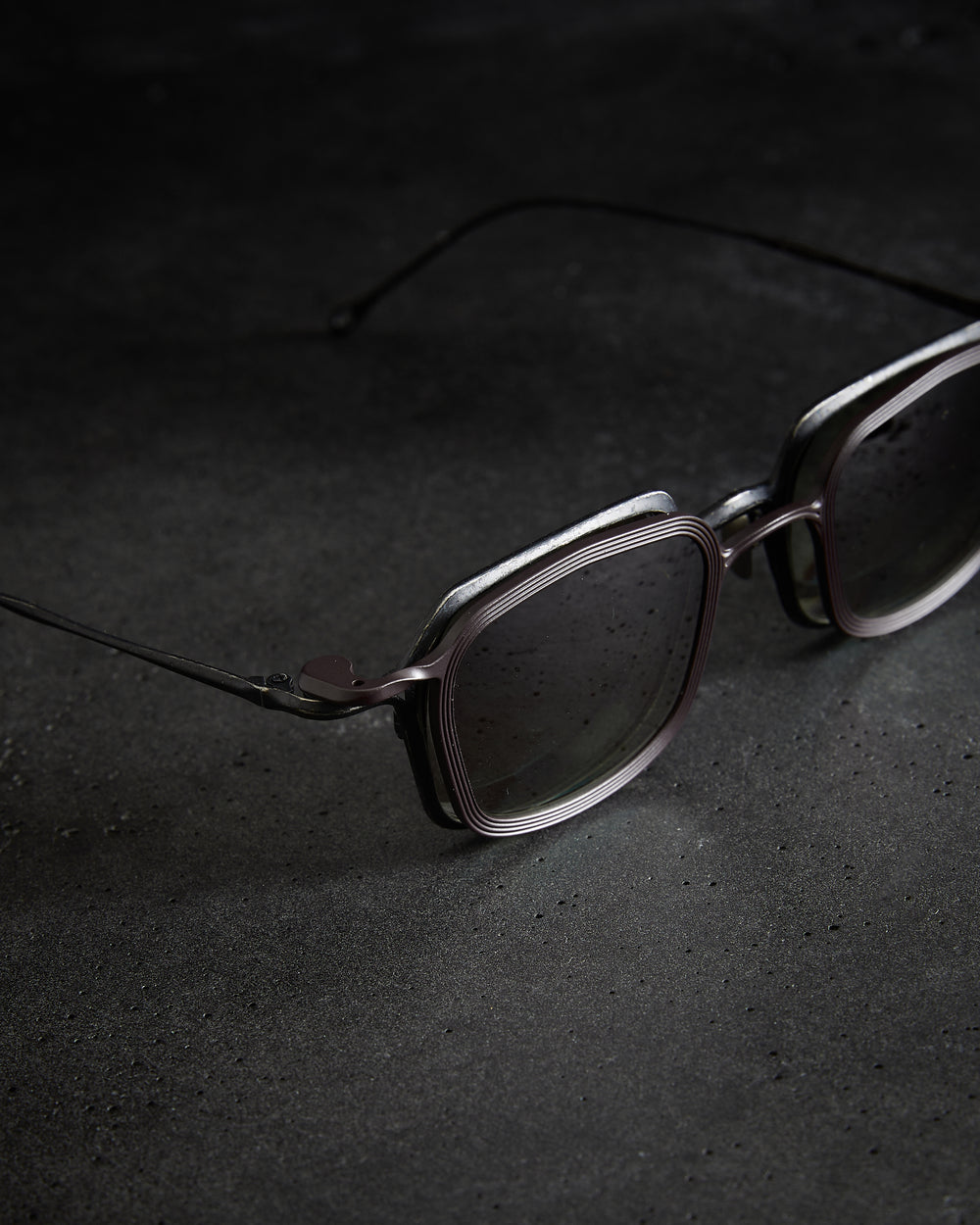 The Viridi-Anne - Vintage Black Frame (Lt Grey Lens) + Bronze Clip (Green Gradient Lens)