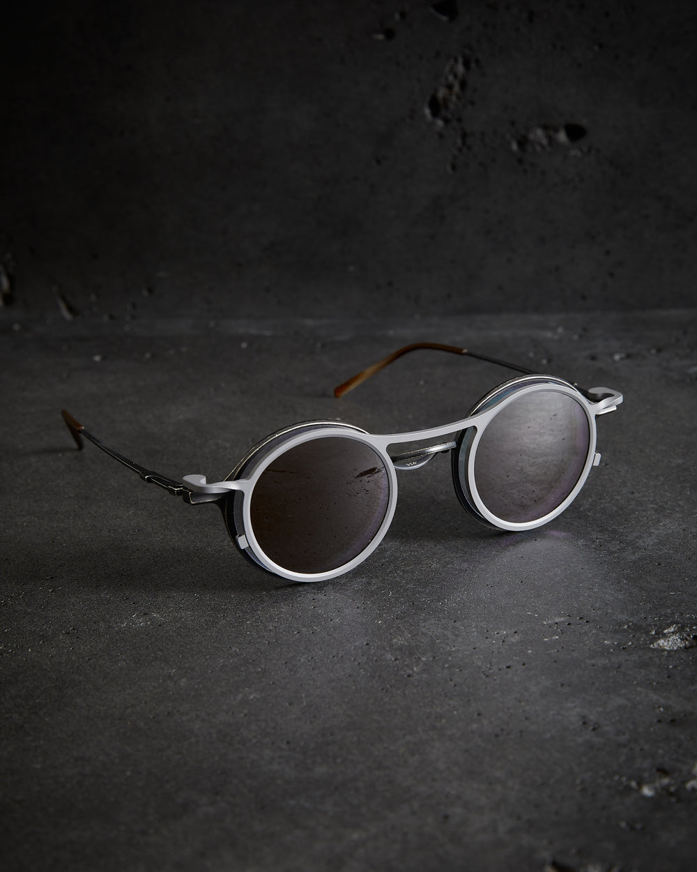 The Viridi-anne RG2001TVA - Vintage Black
