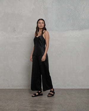 Cami Black