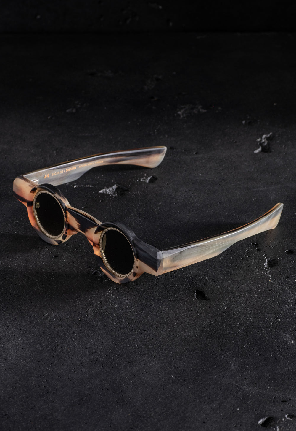 Z-Horn Dark Camo Horn Matte x Grey Gradient Lens
