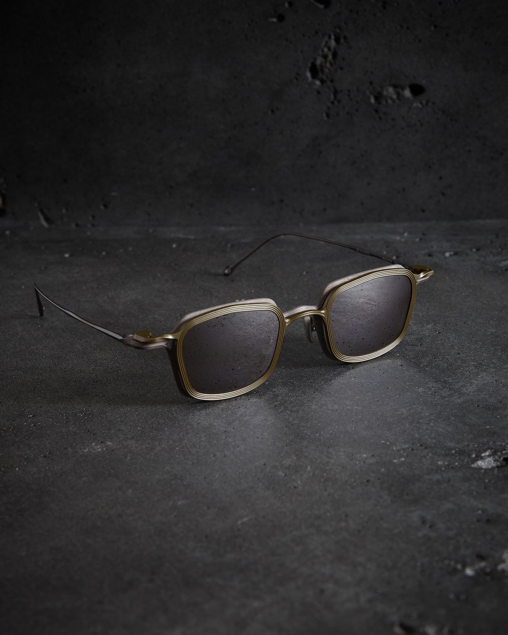 The Viridi-Anne RG2004TVA - Vintage Bronze