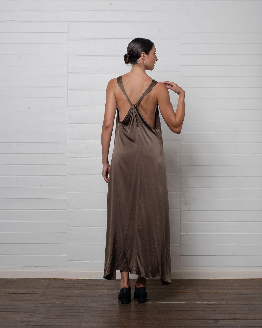 Stonewashed Stretch Silk Knot Dress Hazelnut - ISLAND LUXE Stonewashed Stretch Silk Knot Dress Hazelnut - ISLAND LUXE