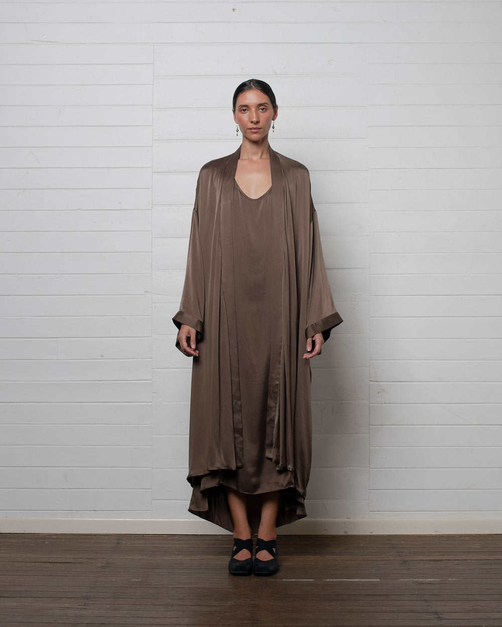 Stonewashed Stretch Satin Robe Hazelnut