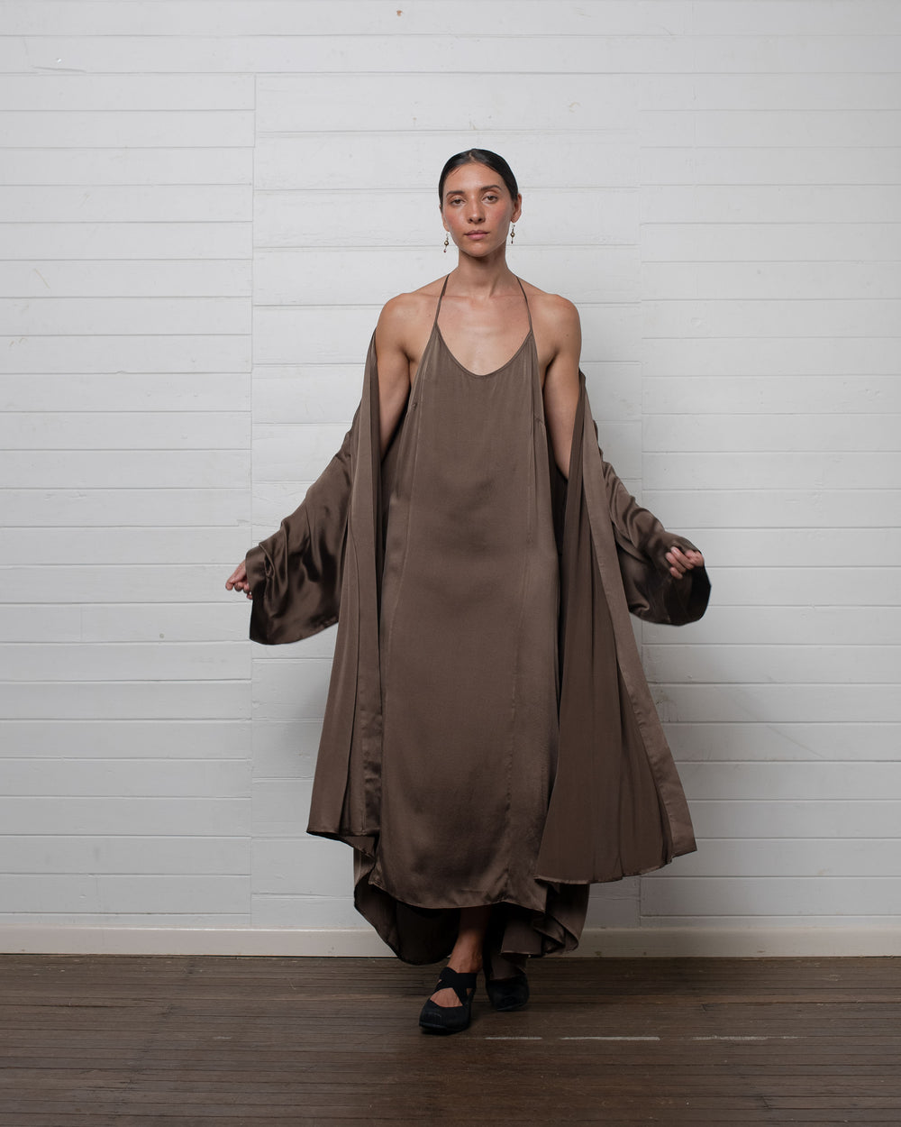 Stonewashed Stretch Satin Robe Hazelnut