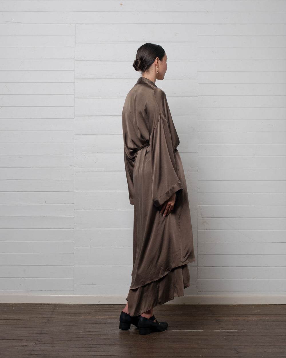 Stonewashed Stretch Satin Robe Hazelnut