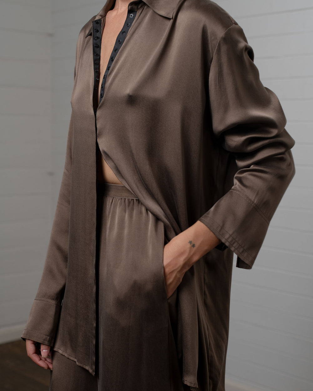 Stonewashed Stretch Satin Shirt Hazelnut