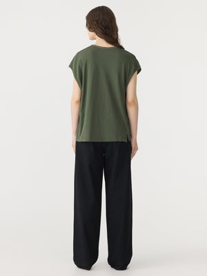 Fine Bind Scoop Neck Tank Khaki Green