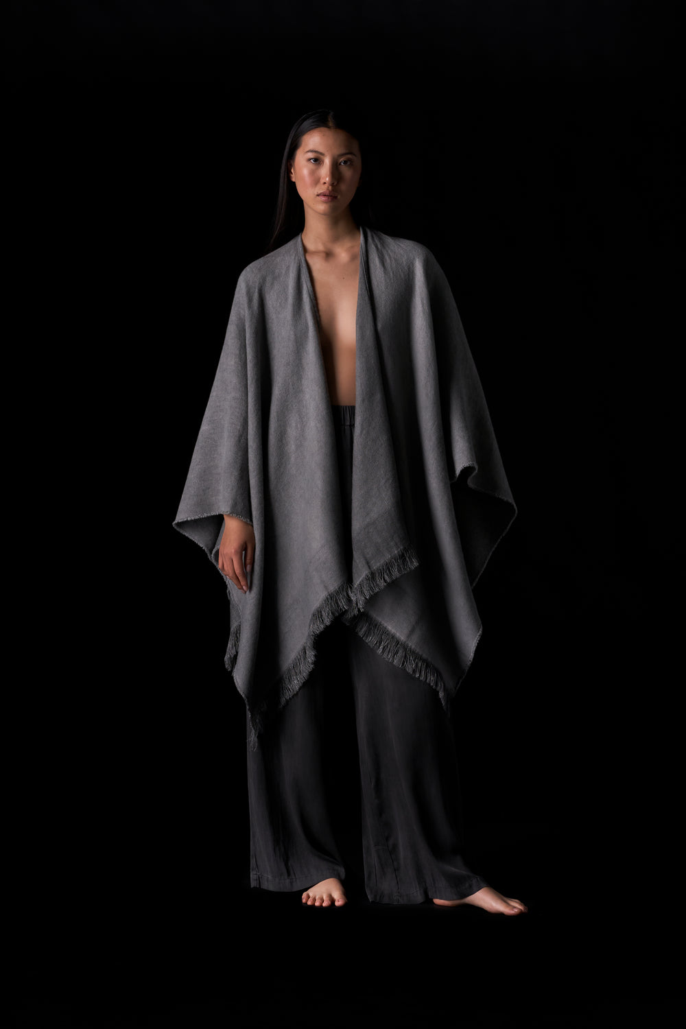 Short Wearable Blanket Cashmere and Hemp Charcoal