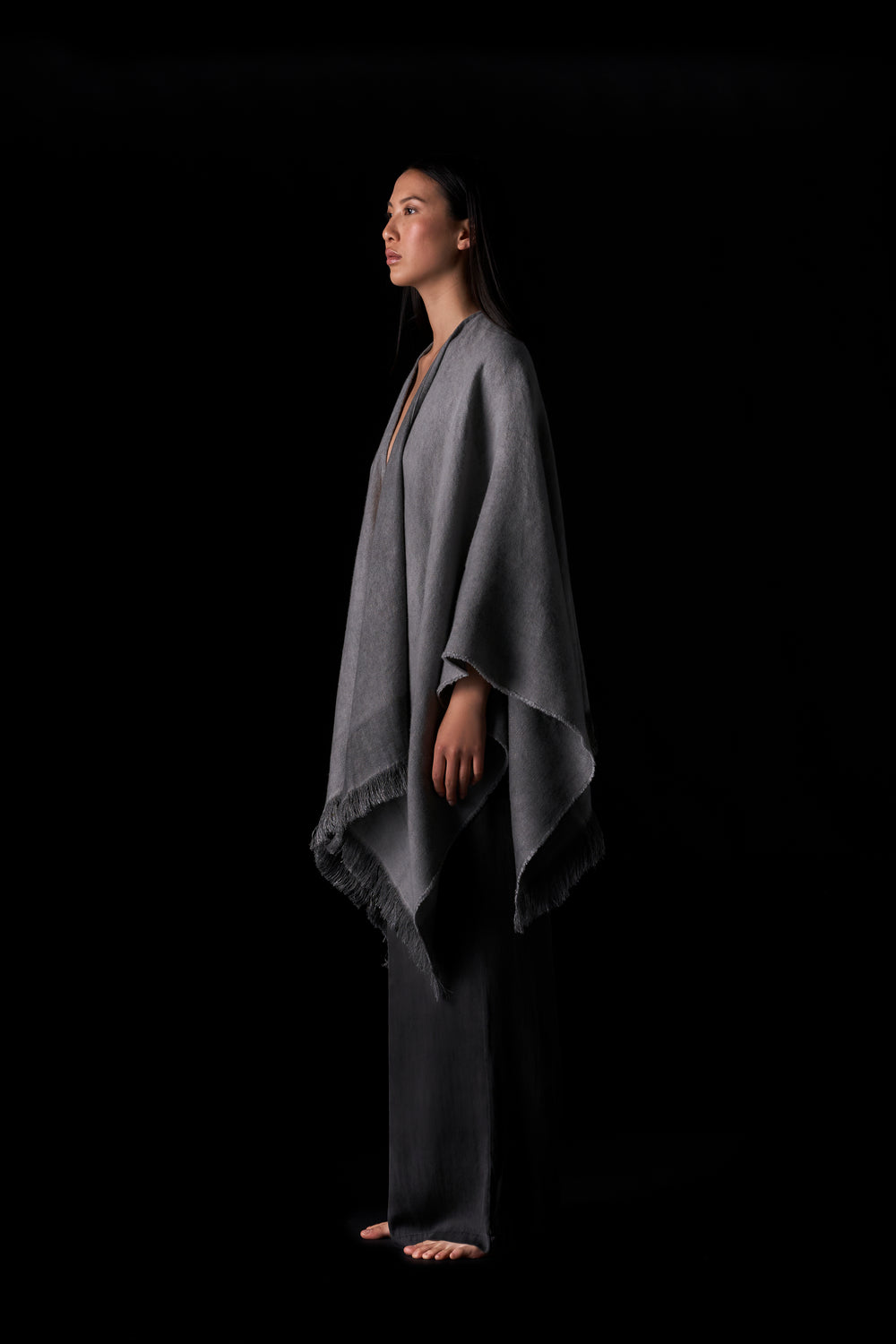 Short Wearable Blanket Cashmere and Hemp Charcoal