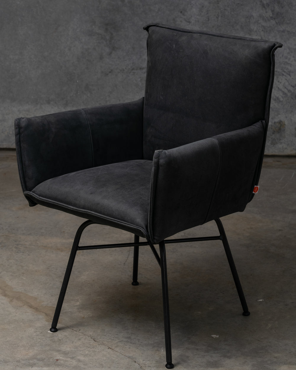 Sanne Swivel Chair Old Glory Frame - Aurula Black