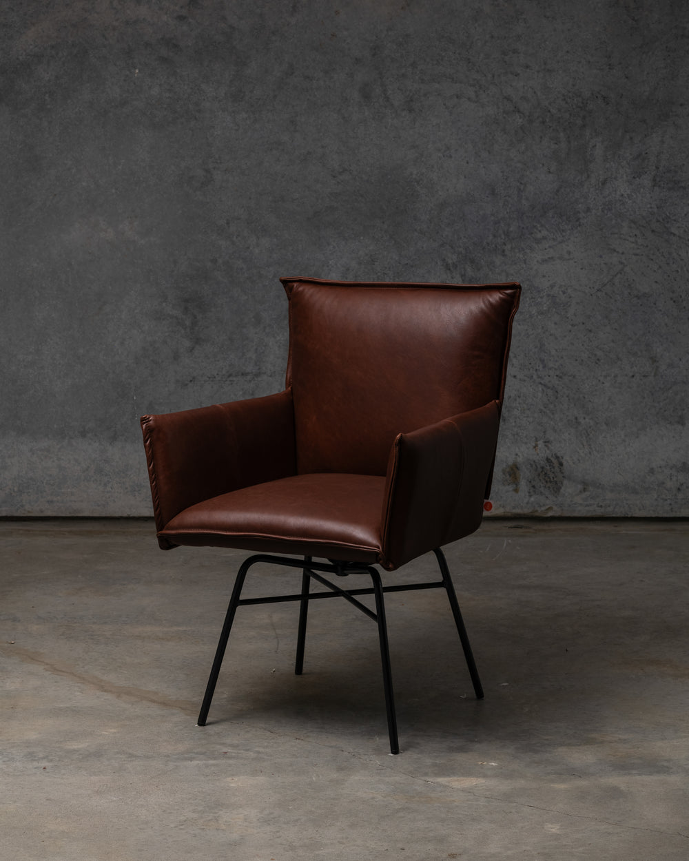 Sanne Swivel Chair Old Glory Frame - Luxor Fango