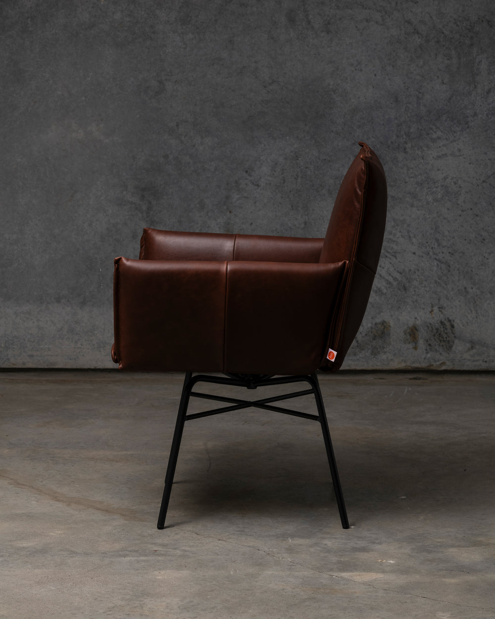 Sanne Swivel Chair Old Glory Frame - Luxor Fango