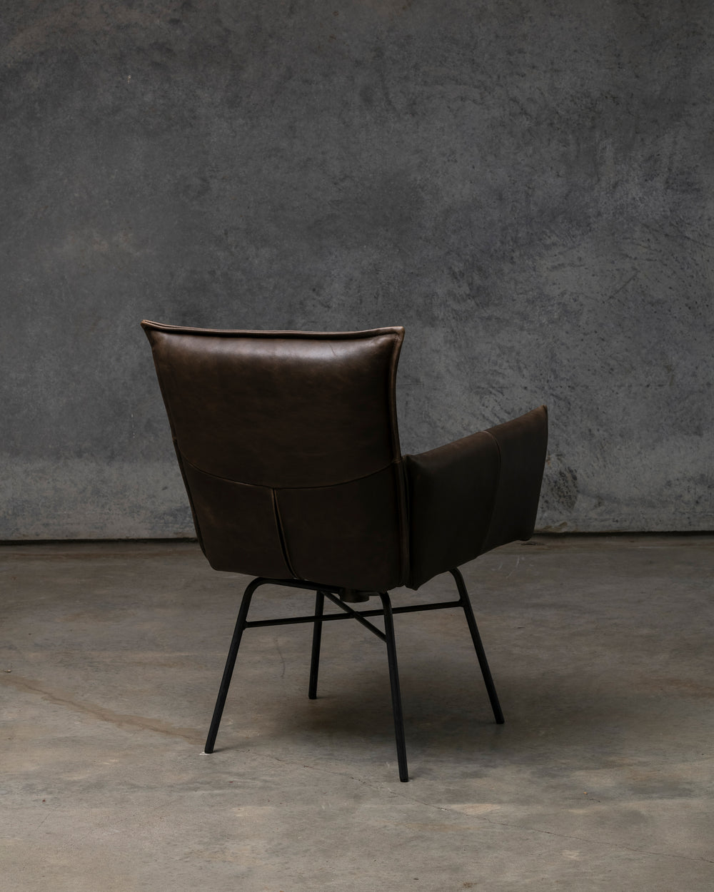 Sanne Swivel Chair Old Glory Frame - Luxor Grey