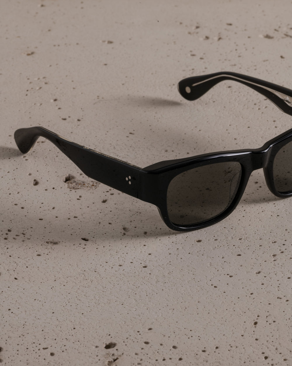 Shasta Sun Black / Pure Grey Polar