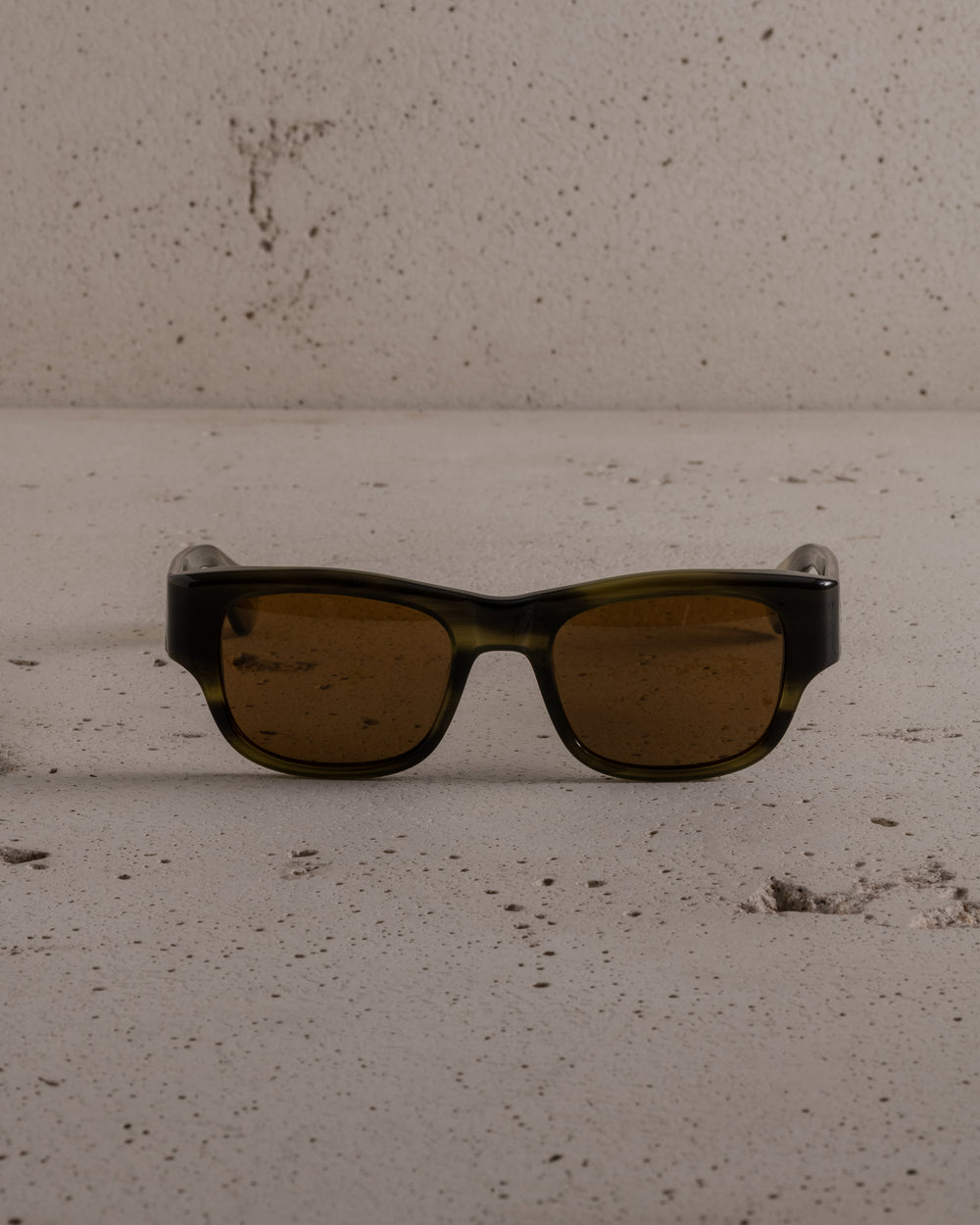 Shasta Sun Douglas Fir / Pure Coffee Polar
