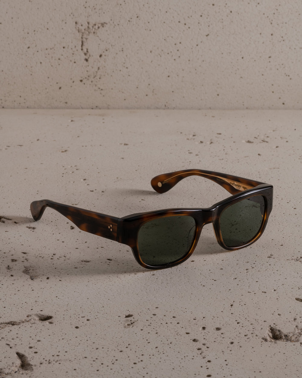 Shasta Sun Spotted Brown Shell / Pure G15 Polar