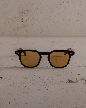 Sherwood Sun Black / Pure Maple