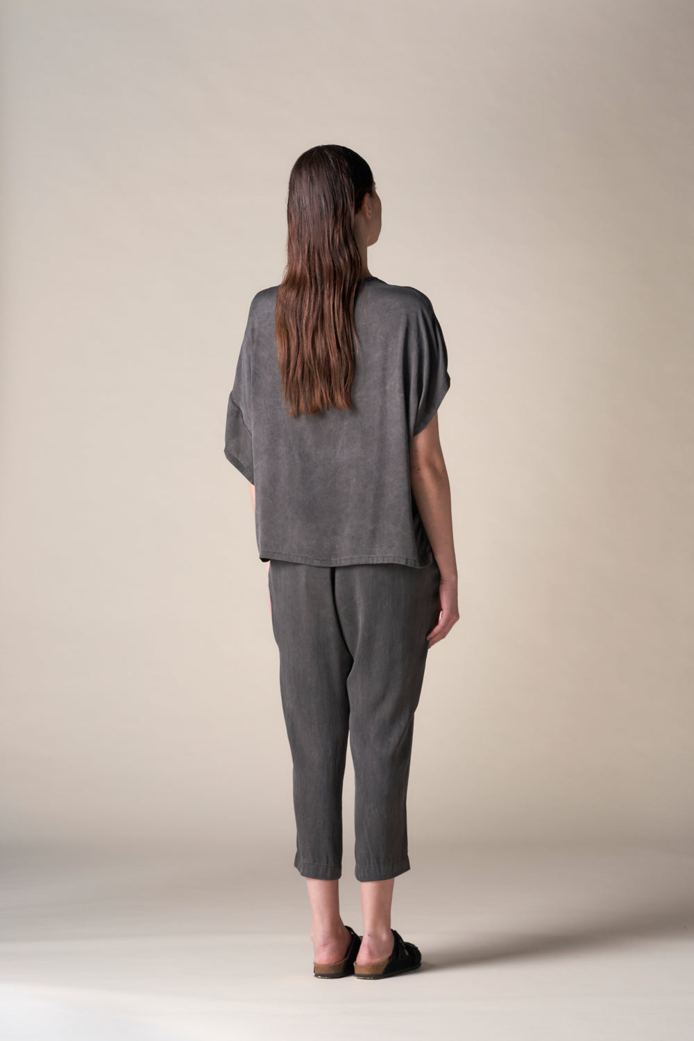 Silk Cropped Easy Pant Charcoal