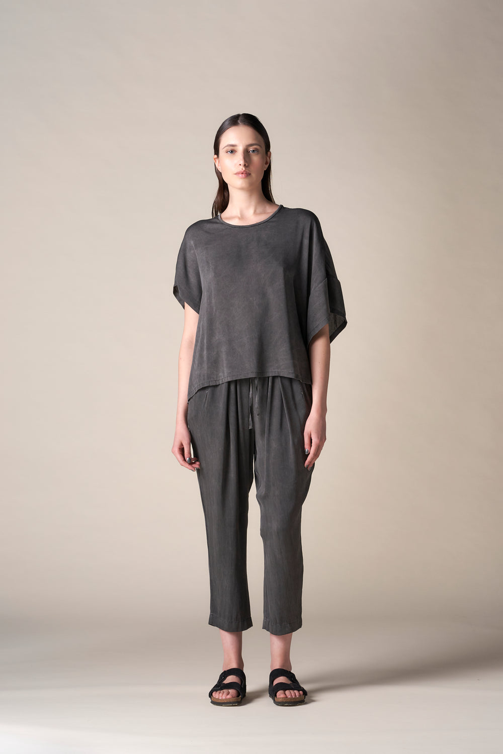 Silk Cropped Easy Pant Charcoal