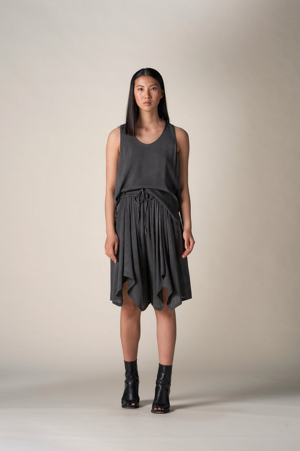 Silk Shorts Charcoal