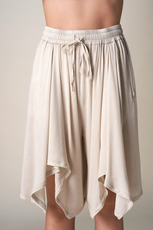 Silk Shorts Sand