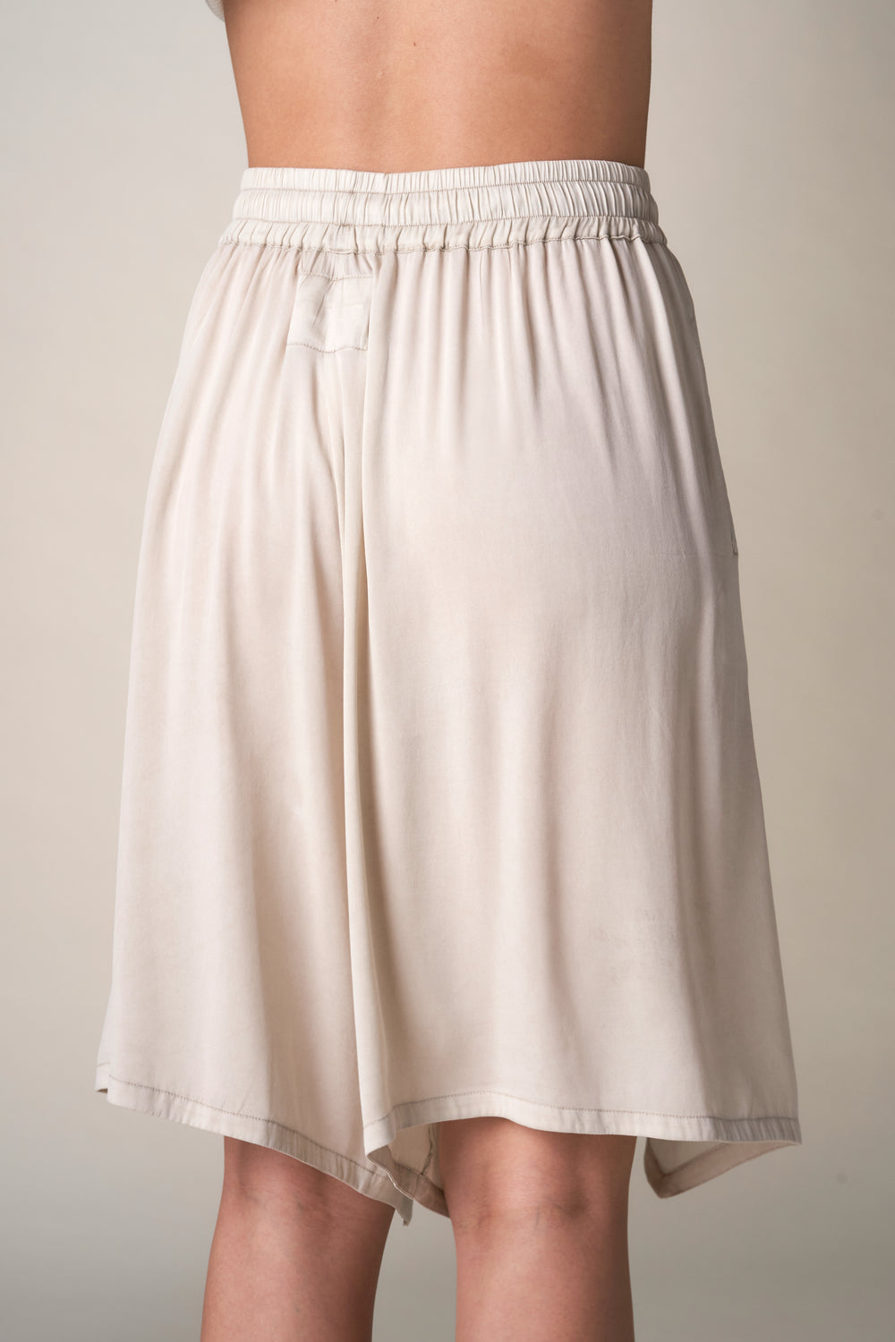 Silk Shorts Sand