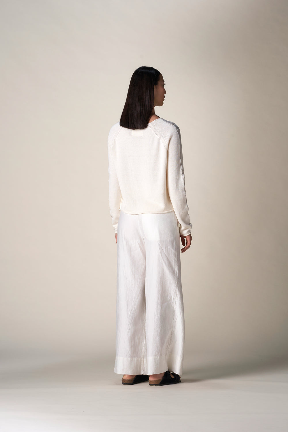Cropped Undone Sweater Ecru / White