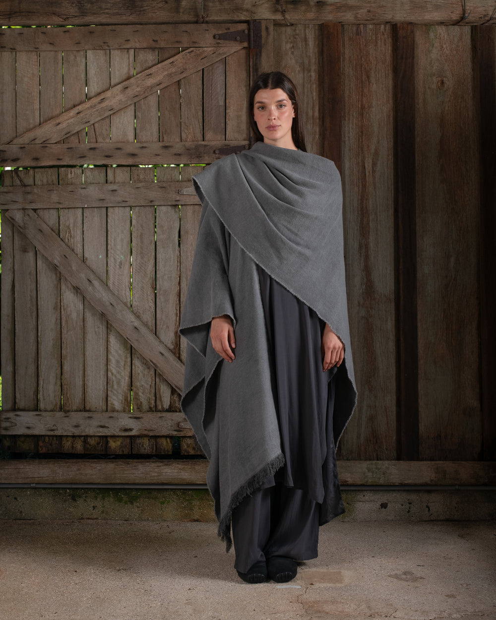 Long Wearable Blanket Cashmere Hemp Charcoal