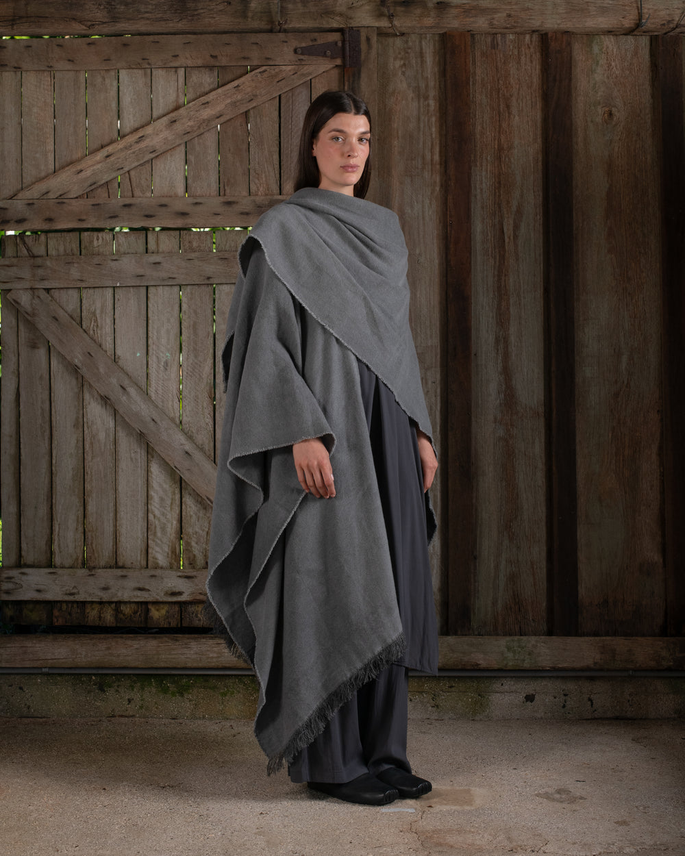 Long Wearable Blanket Cashmere Hemp Charcoal